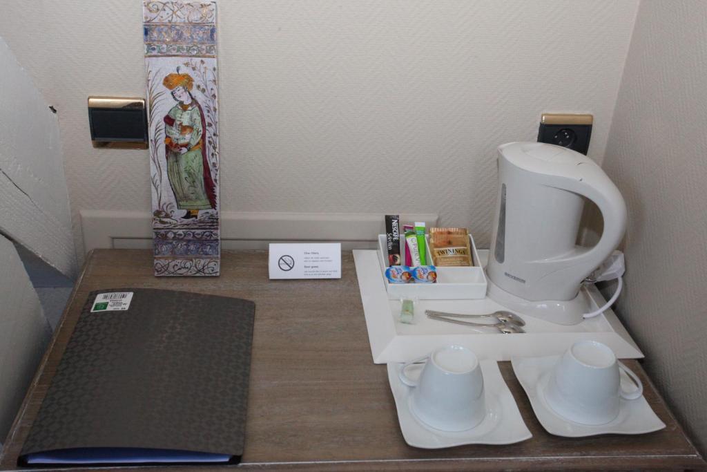 Saint Graal Bed & Breakfast Chamant Bagian luar foto