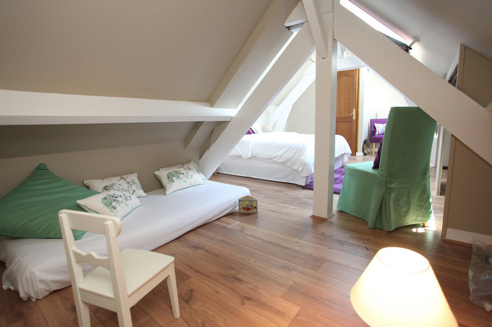 Saint Graal Bed & Breakfast Chamant Bagian luar foto