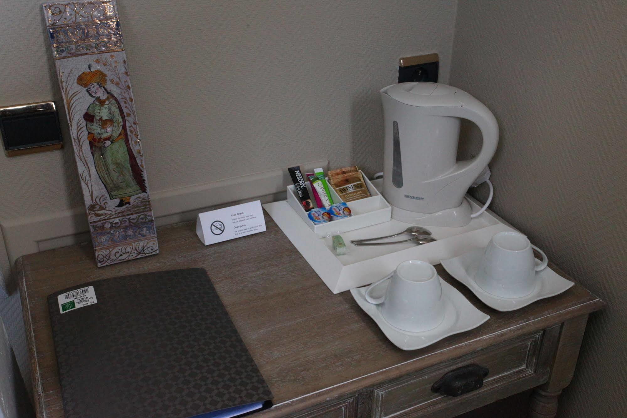 Saint Graal Bed & Breakfast Chamant Bagian luar foto