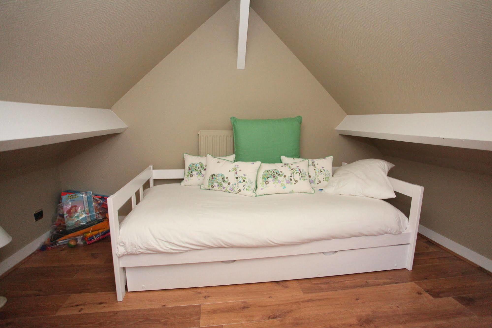 Saint Graal Bed & Breakfast Chamant Bagian luar foto