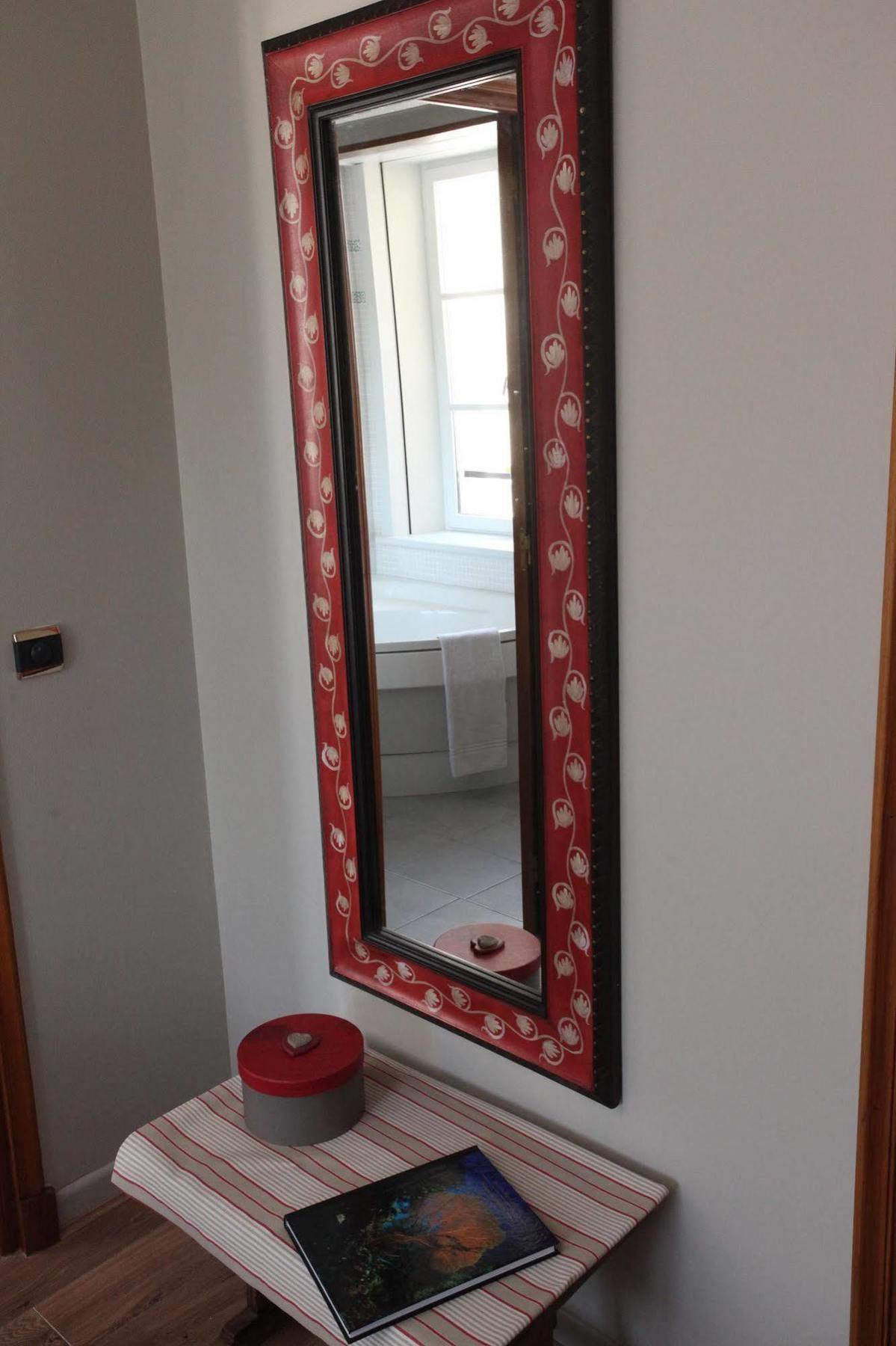 Saint Graal Bed & Breakfast Chamant Bagian luar foto
